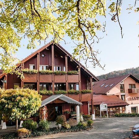 Gomadingen Restaurant & Landhotel Winter מראה חיצוני תמונה